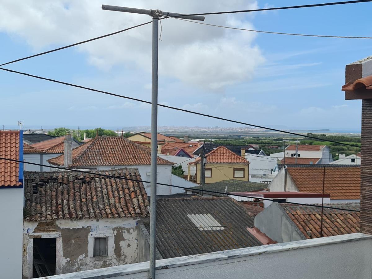 Gomes & Fortunato House Casais Brancos エクステリア 写真