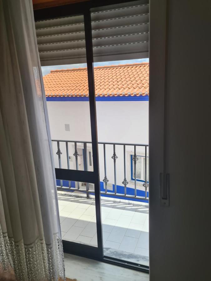 Gomes & Fortunato House Casais Brancos エクステリア 写真
