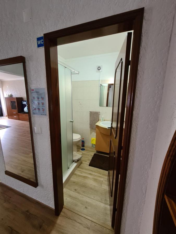 Gomes & Fortunato House Casais Brancos エクステリア 写真